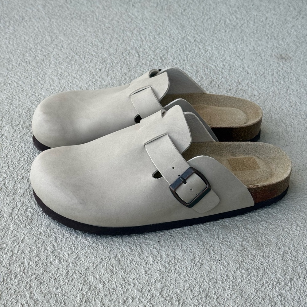 CUSHIONAIRE Hana Cork Footbed Womens Clogs Comfortable Vegan Suede Clogs  8 - Picture 5 of 12